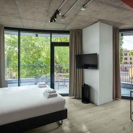 The Social Hub Rome Extended Stay-3